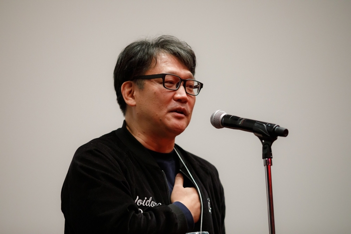 酒井 和男氏